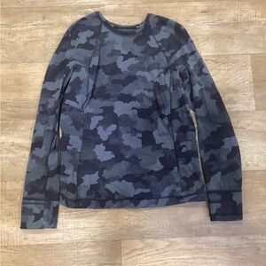 Lululemon Athletica Navy Camouflage Long Sleeve Top